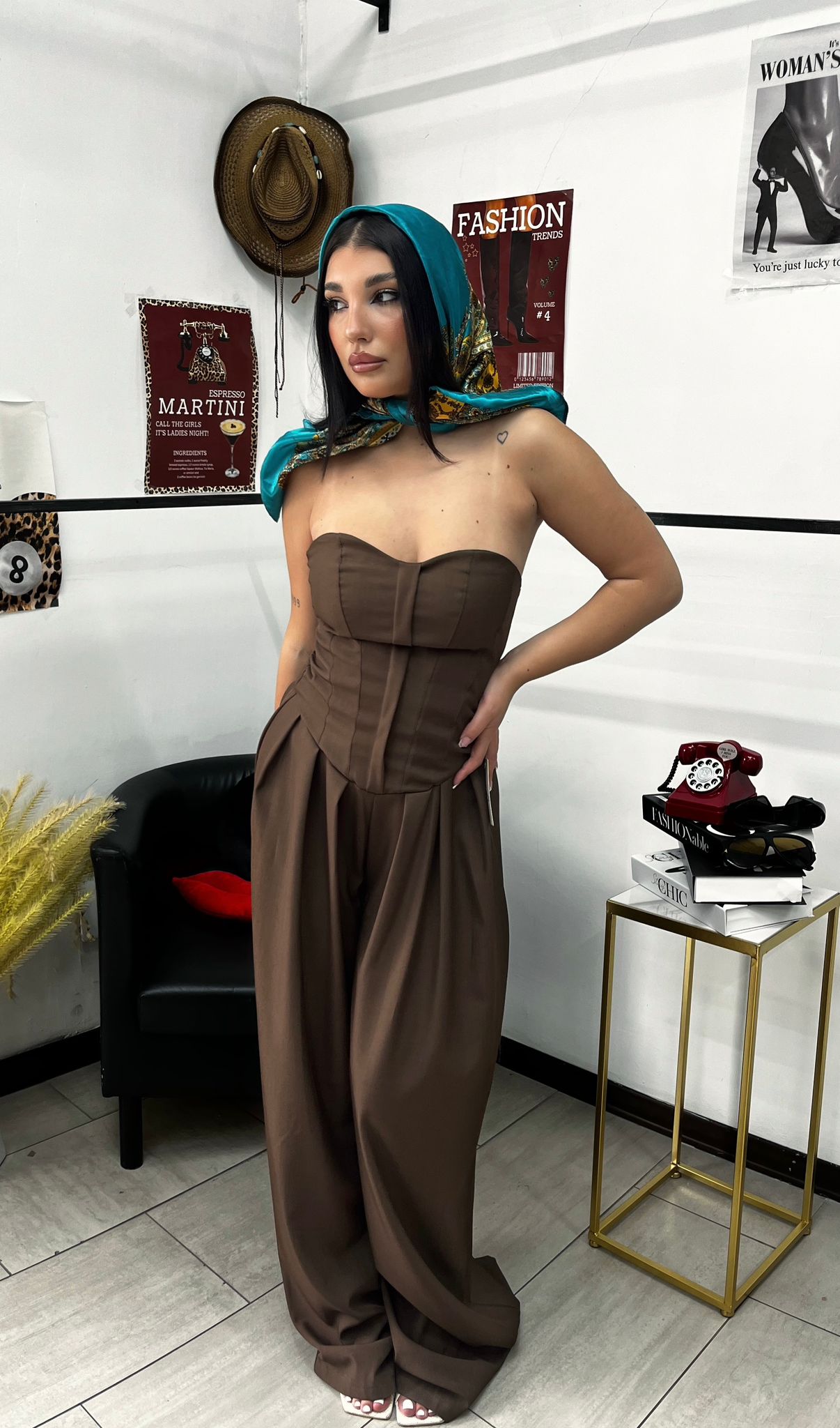 Tuta amber