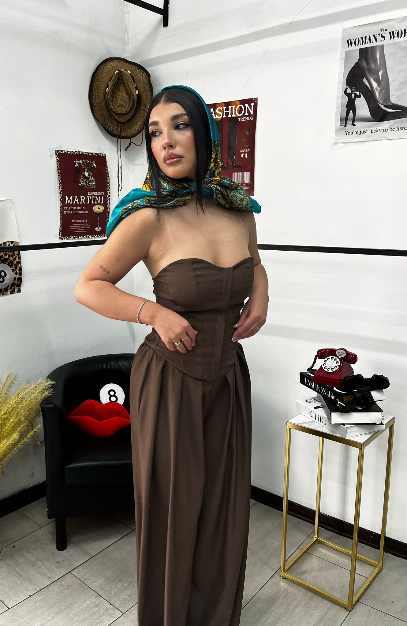 Tuta amber
