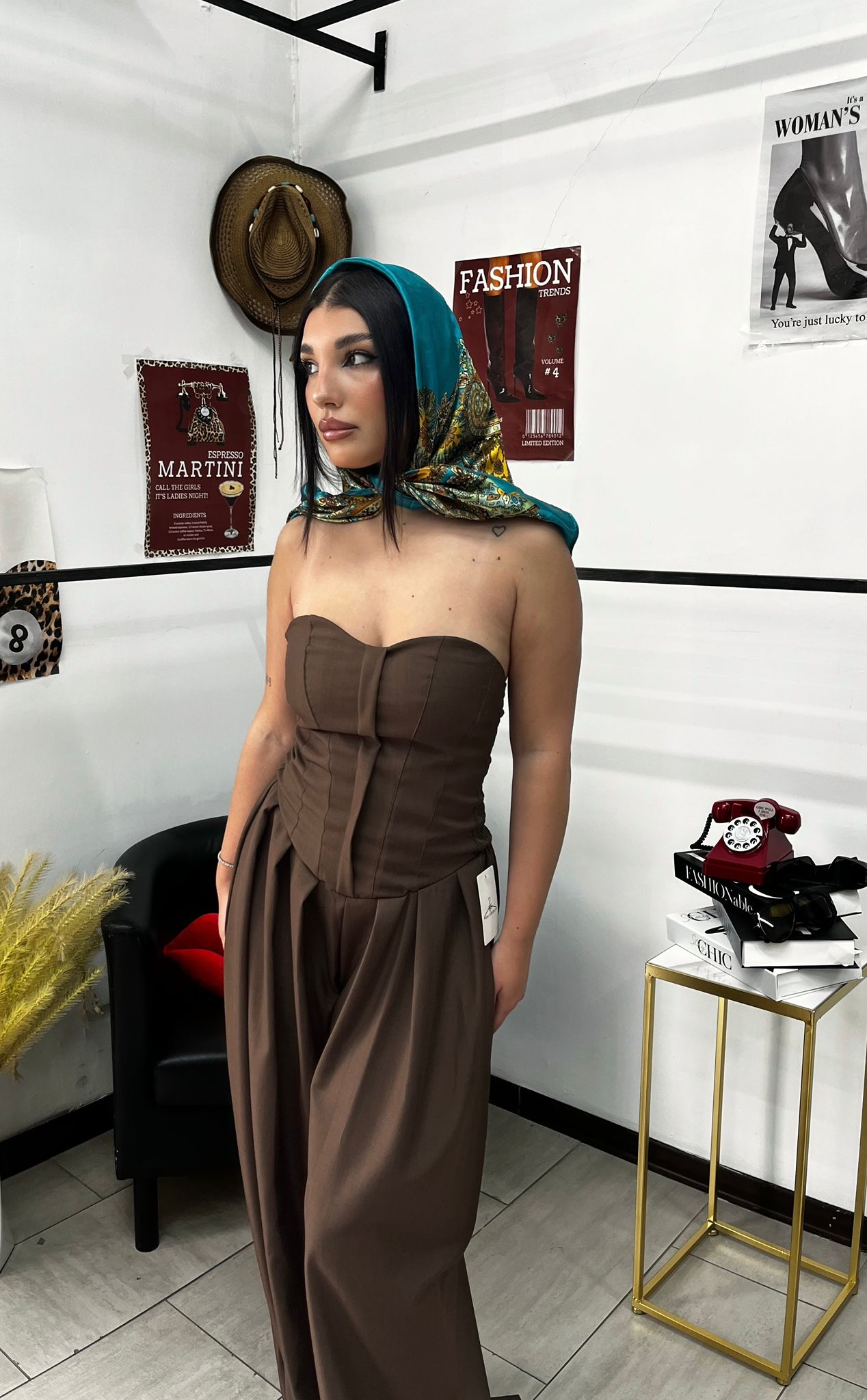 Tuta amber